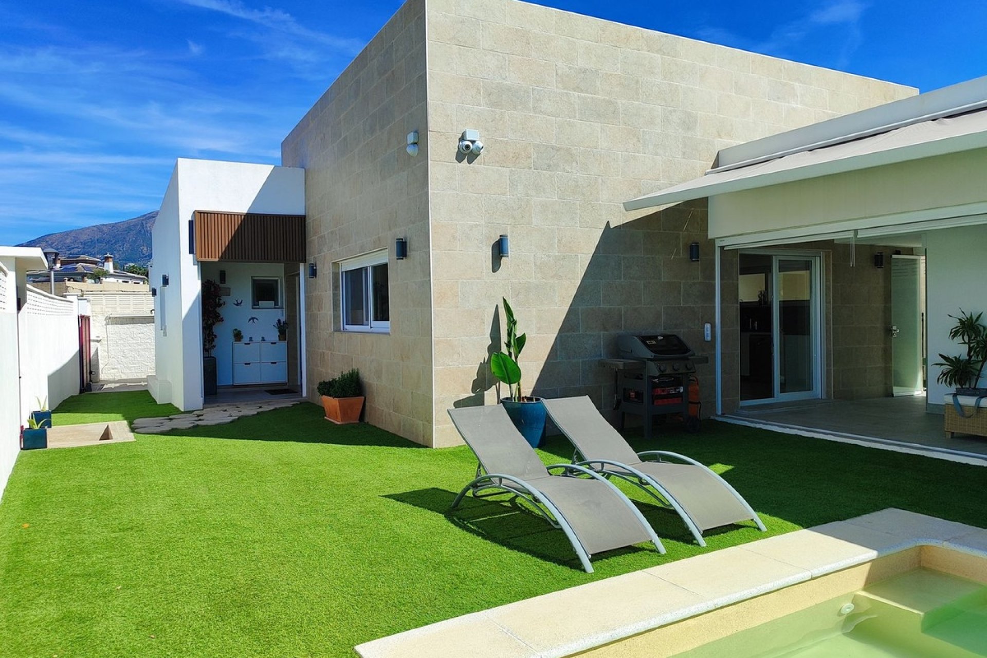 Resale - Villa - Mijas - Mijas Centro