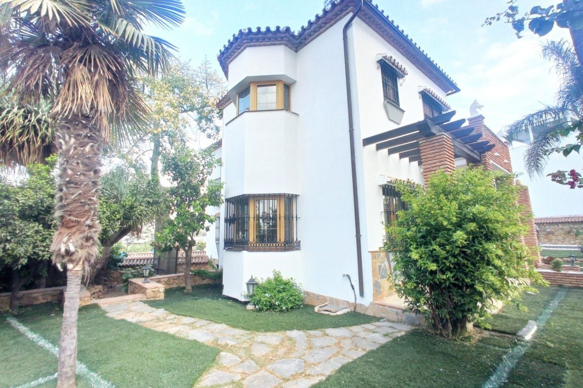 Resale - Villa - Mijas - Mijas Centro
