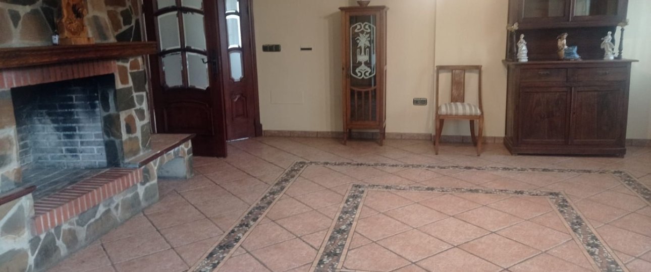 Resale - Villa - Mijas - Mijas Centro