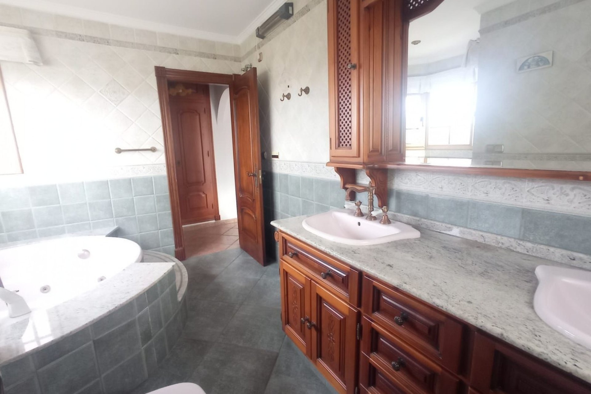 Resale - Villa - Mijas - Mijas Centro