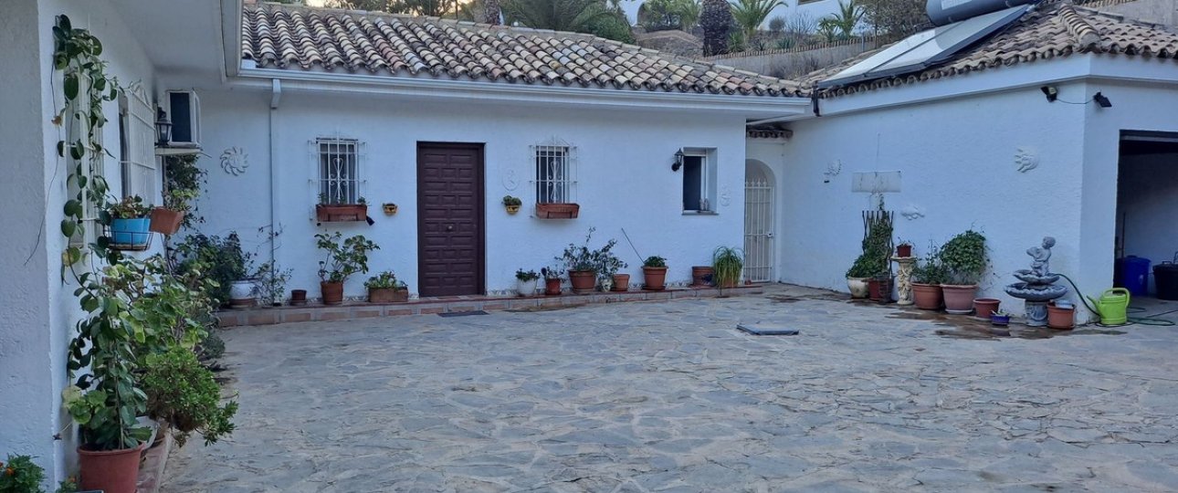 Resale - Villa - Mijas - Mijas Centro