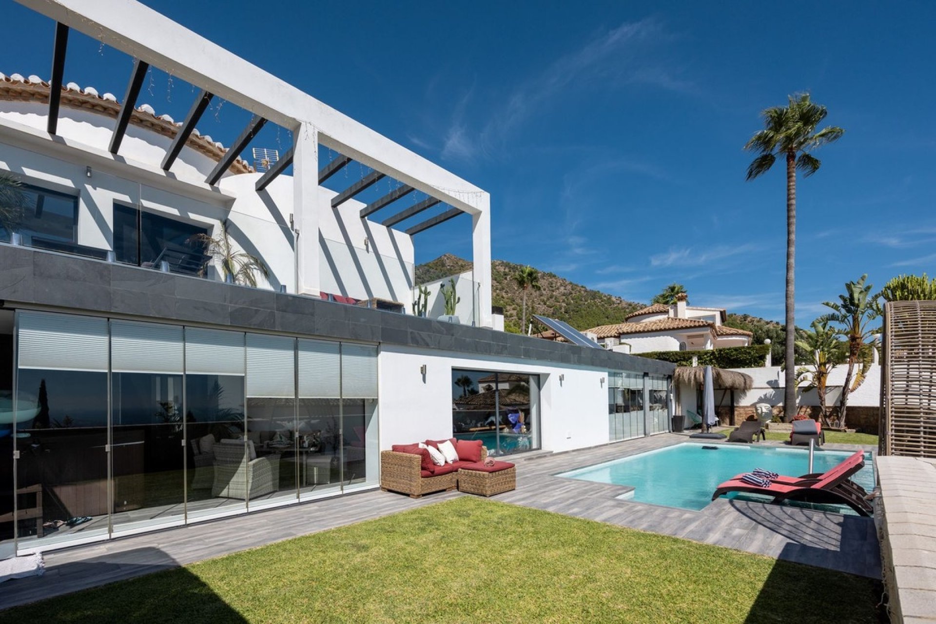 Resale - Villa - Mijas - Mijas Costa