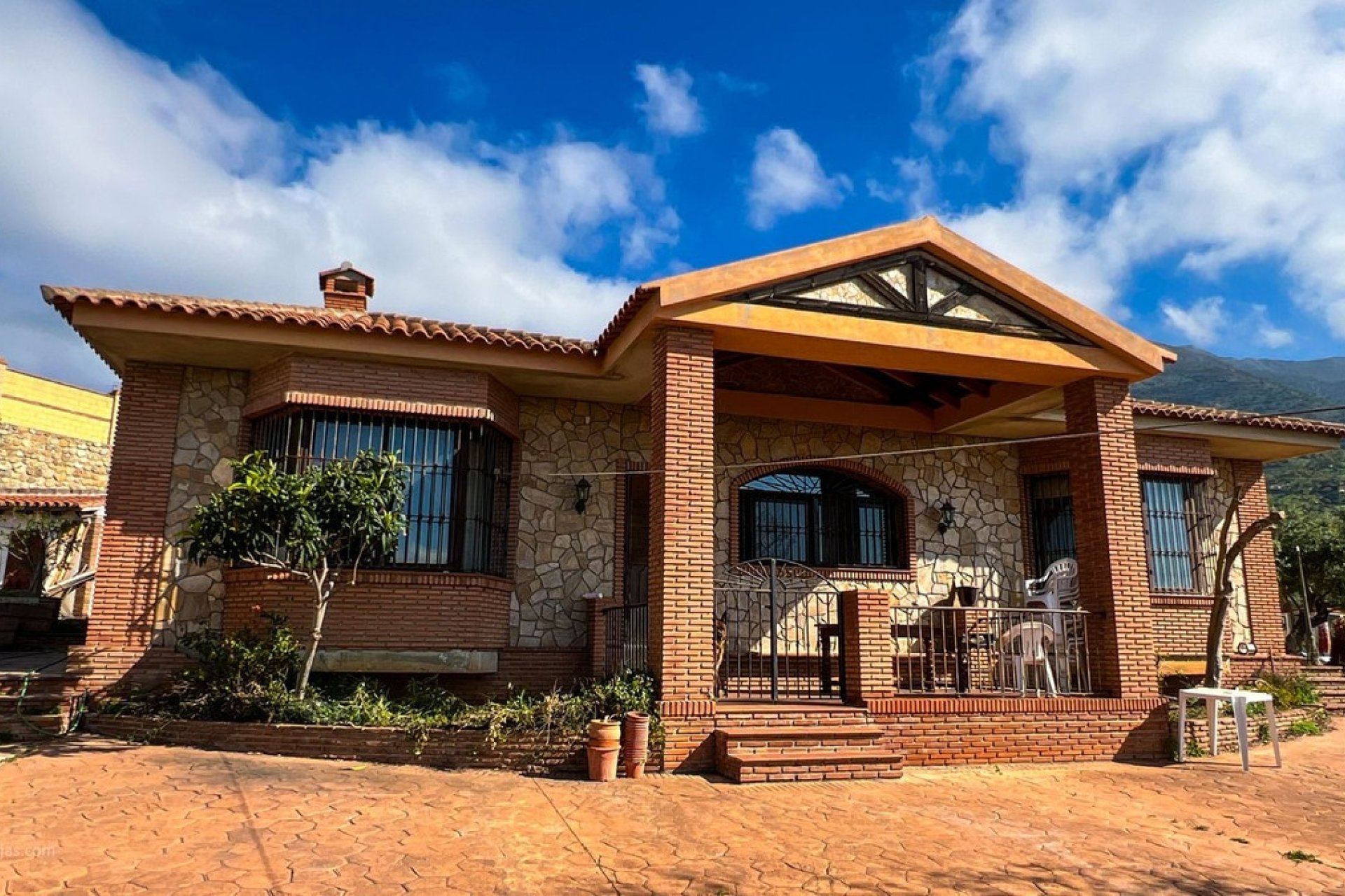 Resale - Villa - Mijas - Valtocado