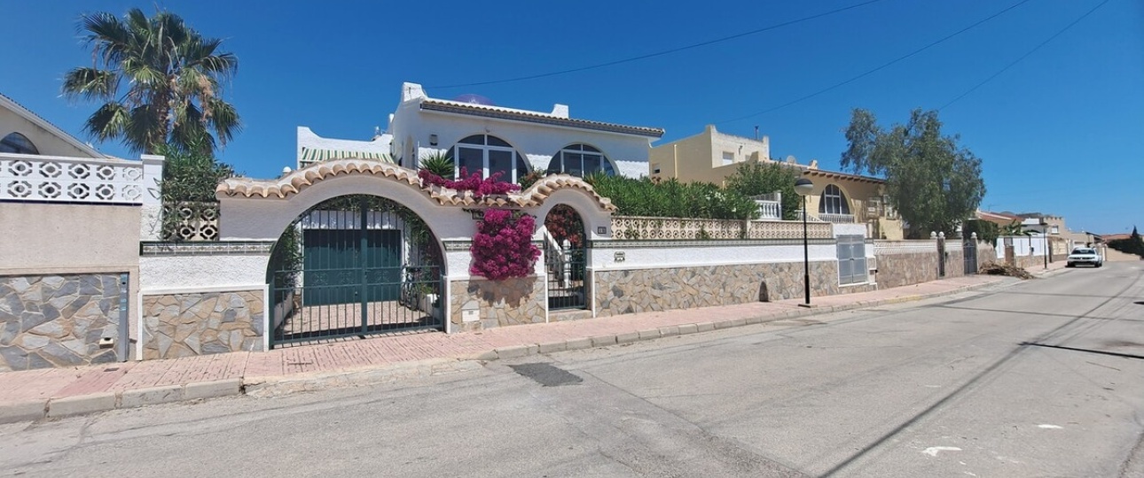 Resale - Villa - Orihuela - Blue Lagoon