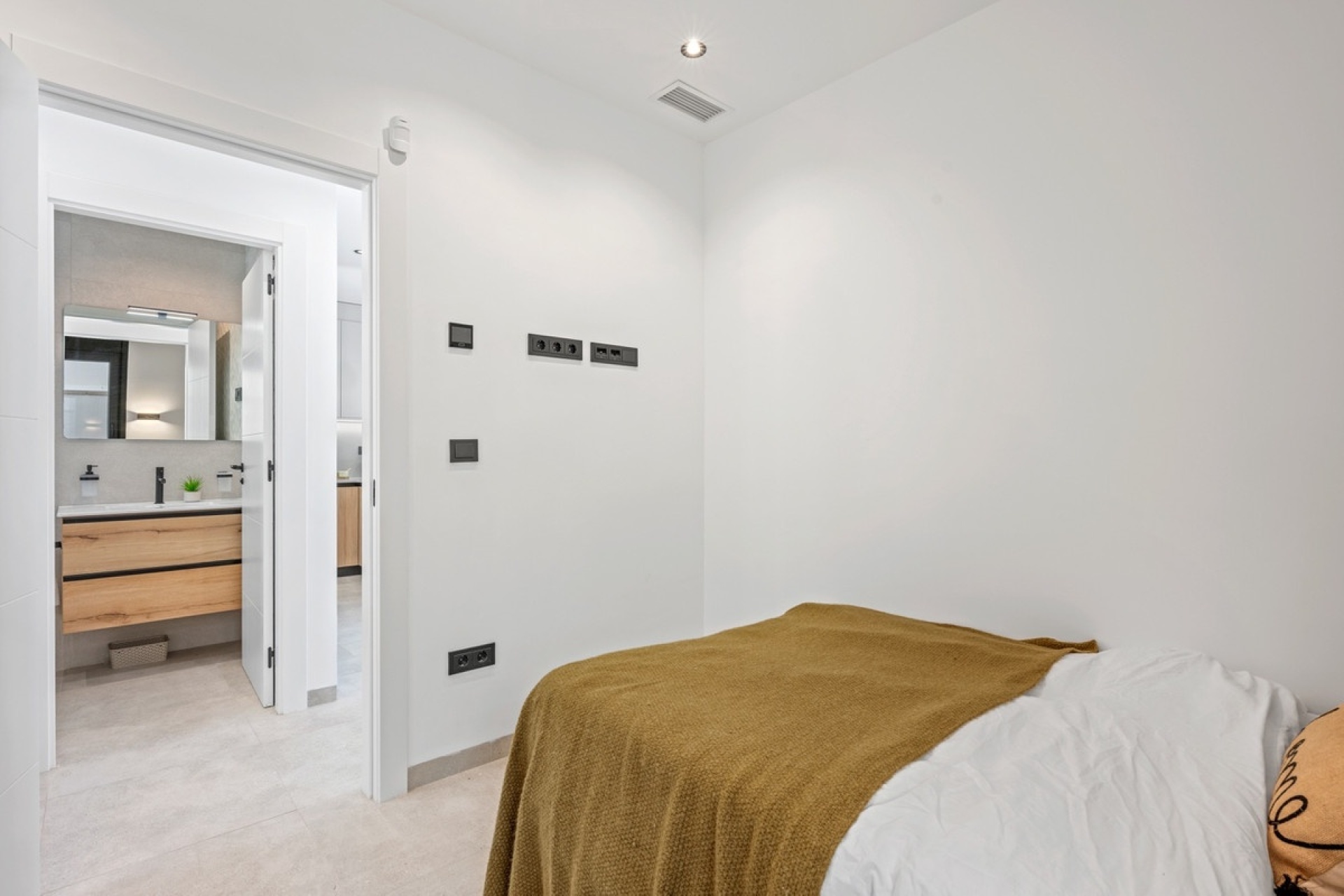 Resale - Villa - Orihuela - Blue Lagoon