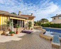 Resale - Villa - Orihuela - Cabo Roig