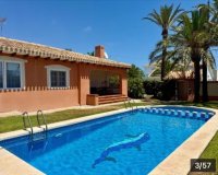 Resale - Villa - Orihuela - Cabo Roig