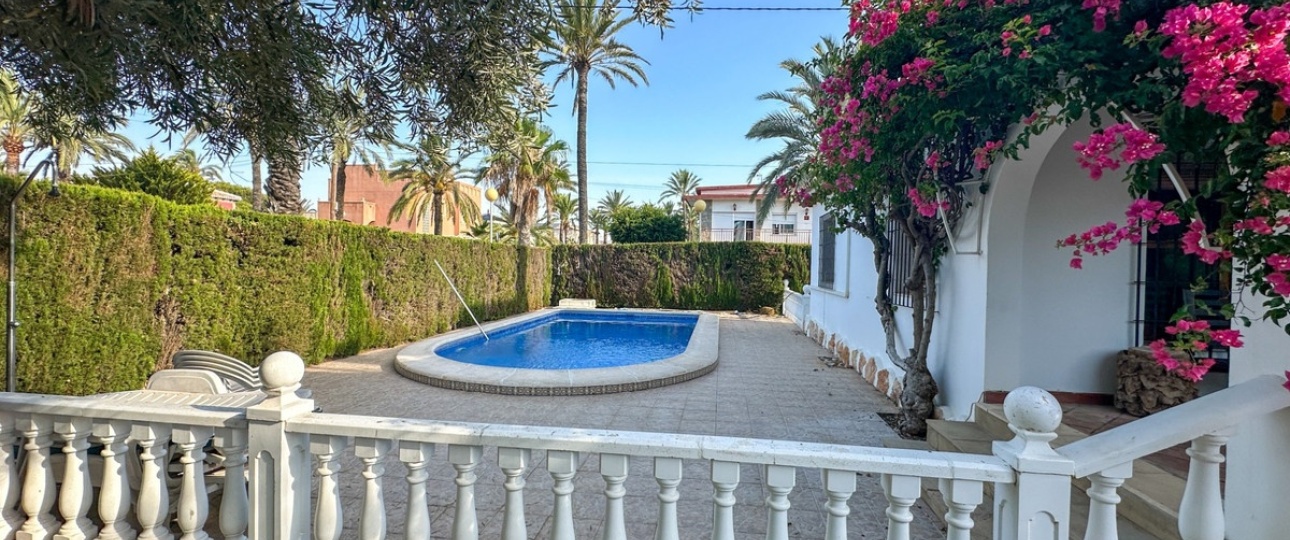 Resale - Villa - Orihuela - Cabo Roig