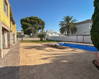 Resale - Villa - Orihuela - Cabo Roig