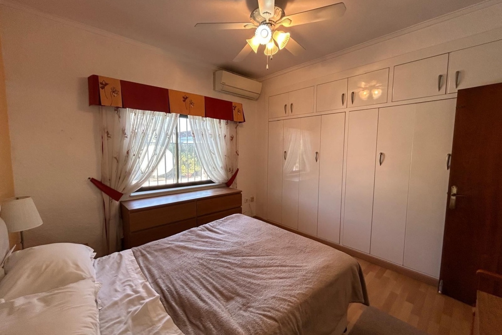 Resale - Villa - Orihuela - Cabo Roig
