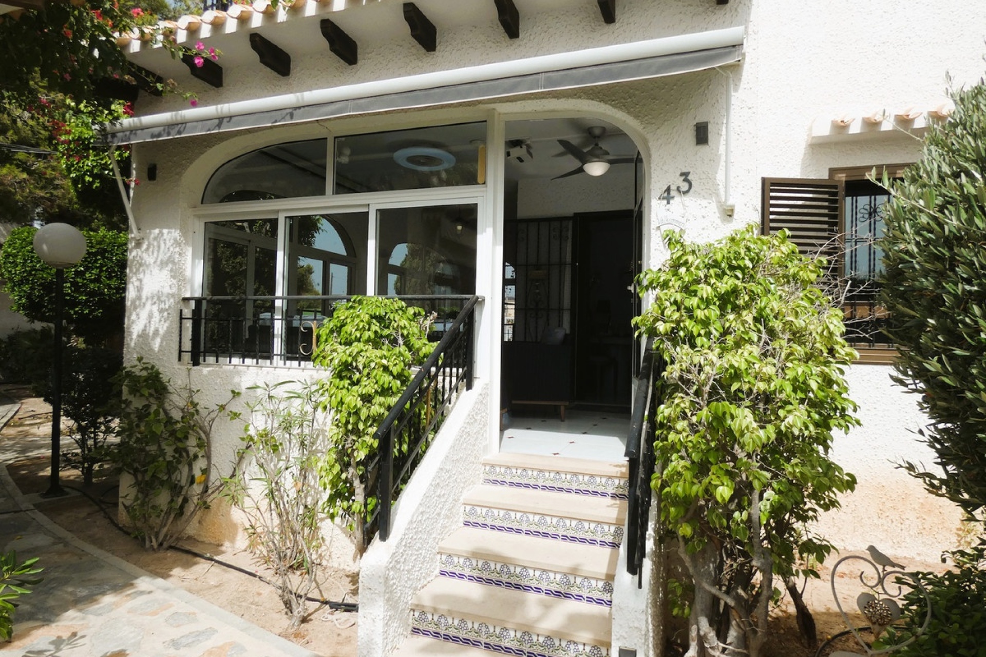 Resale - Villa - Orihuela - Cabo Roig