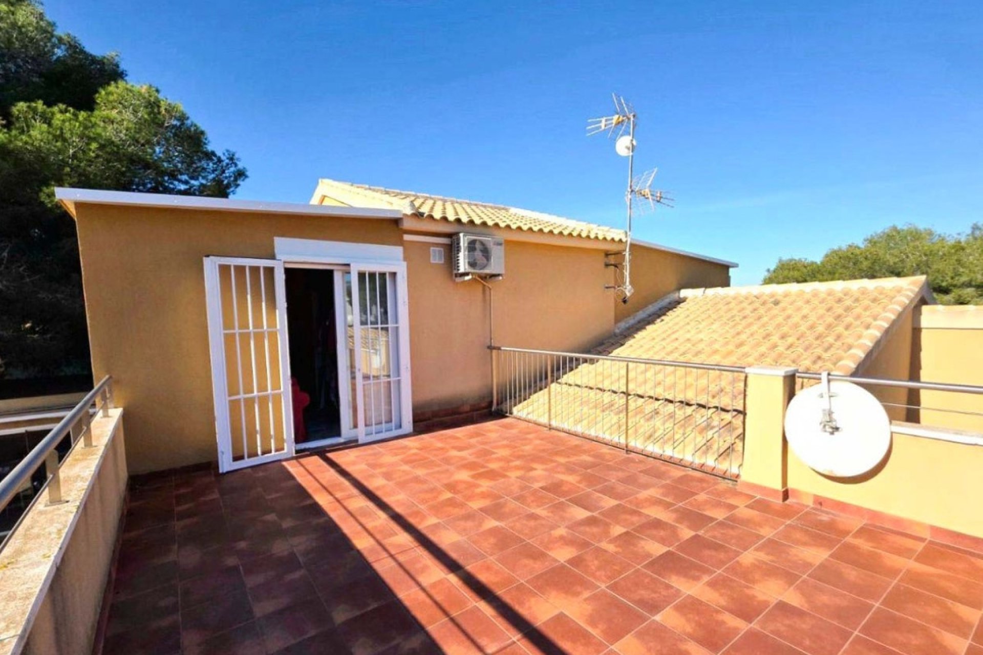 Resale - Villa - Orihuela - Campoamor