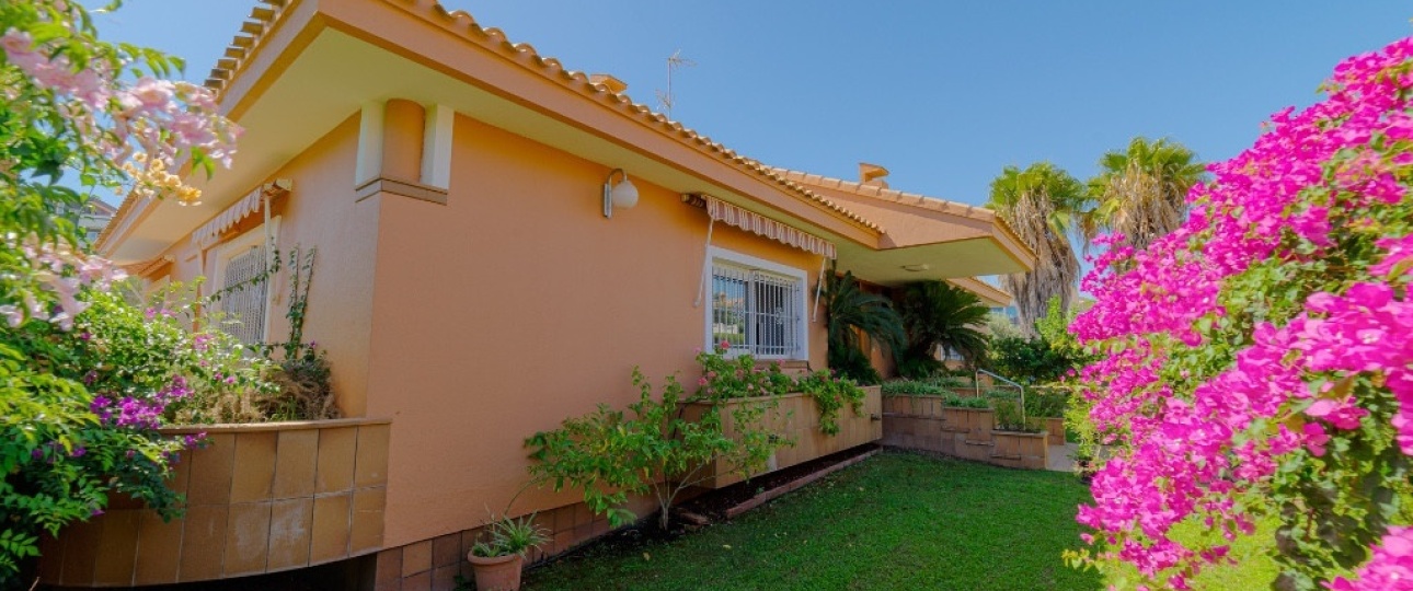Resale - Villa - Orihuela - Campoamor