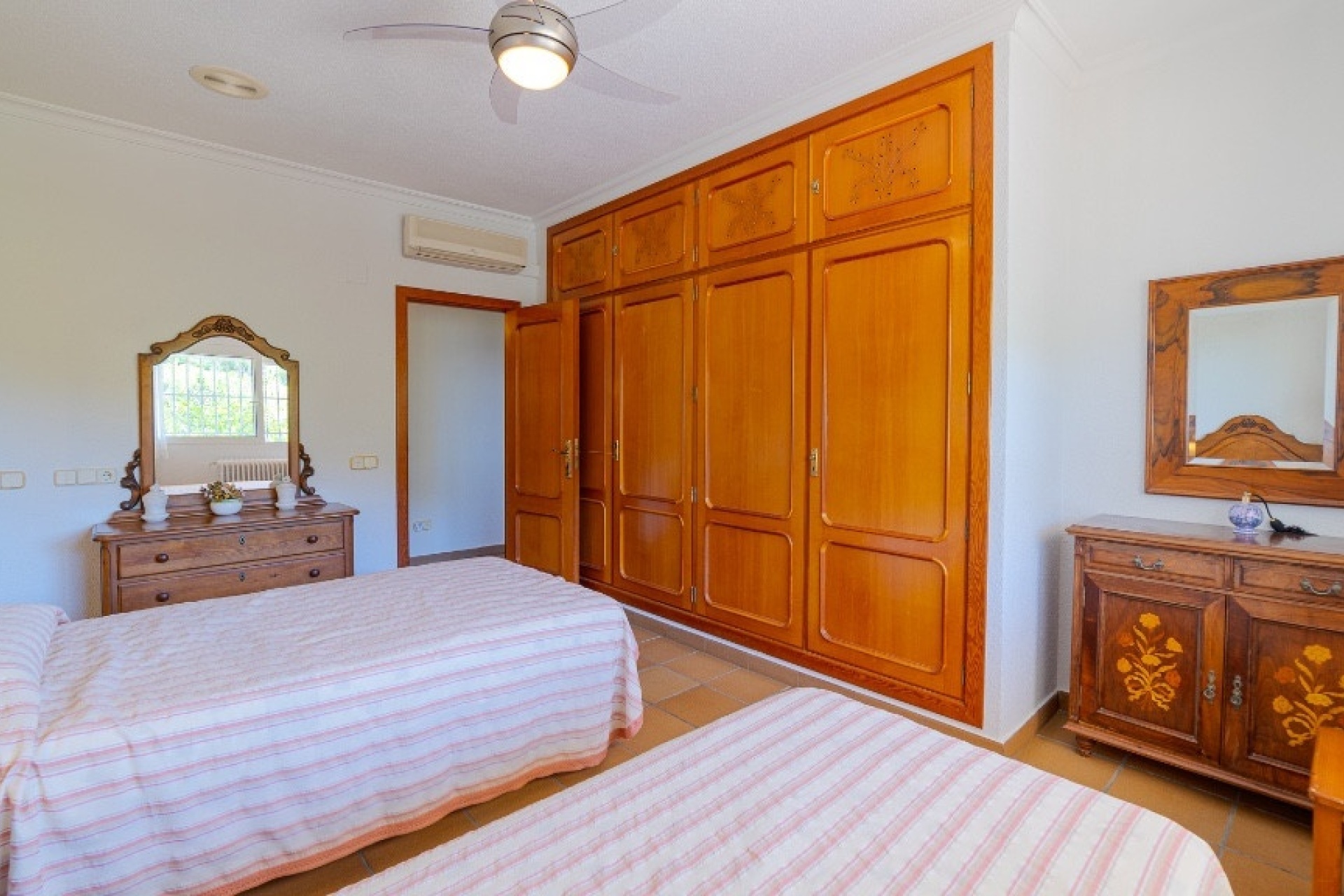 Resale - Villa - Orihuela - Campoamor