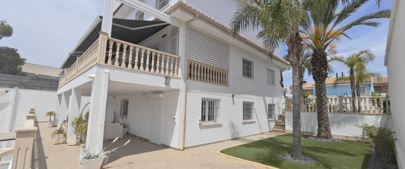 Resale - Villa - Orihuela - Campoamor
