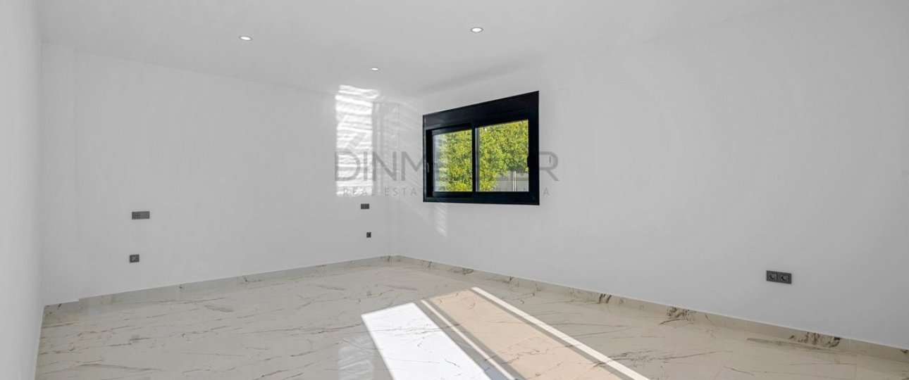 Resale - Villa - Orihuela - Campoamor