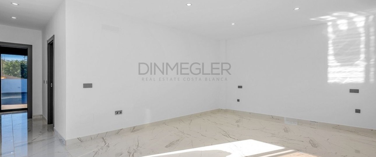 Resale - Villa - Orihuela - Campoamor