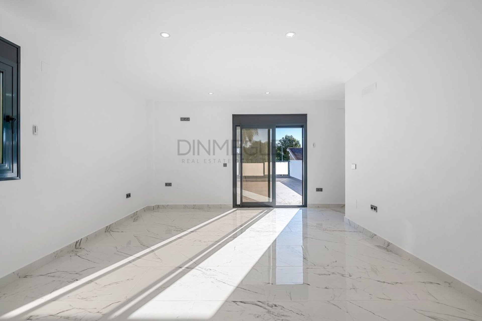 Resale - Villa - Orihuela - Campoamor