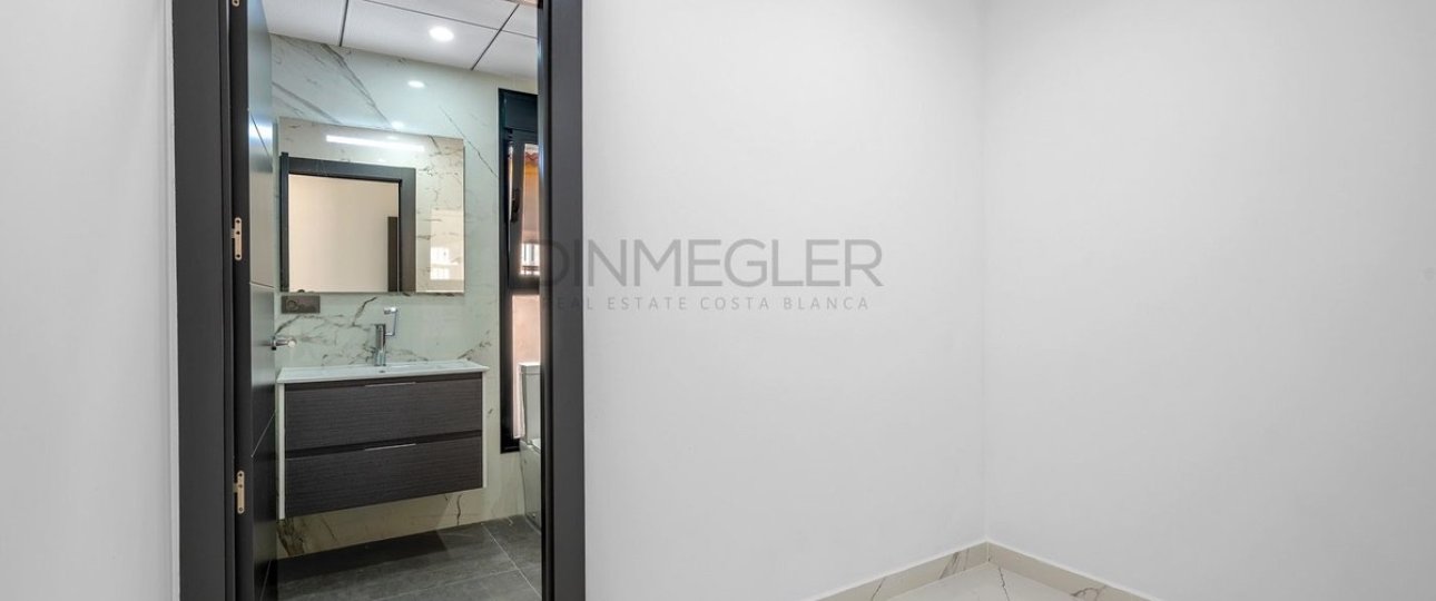 Resale - Villa - Orihuela - Campoamor
