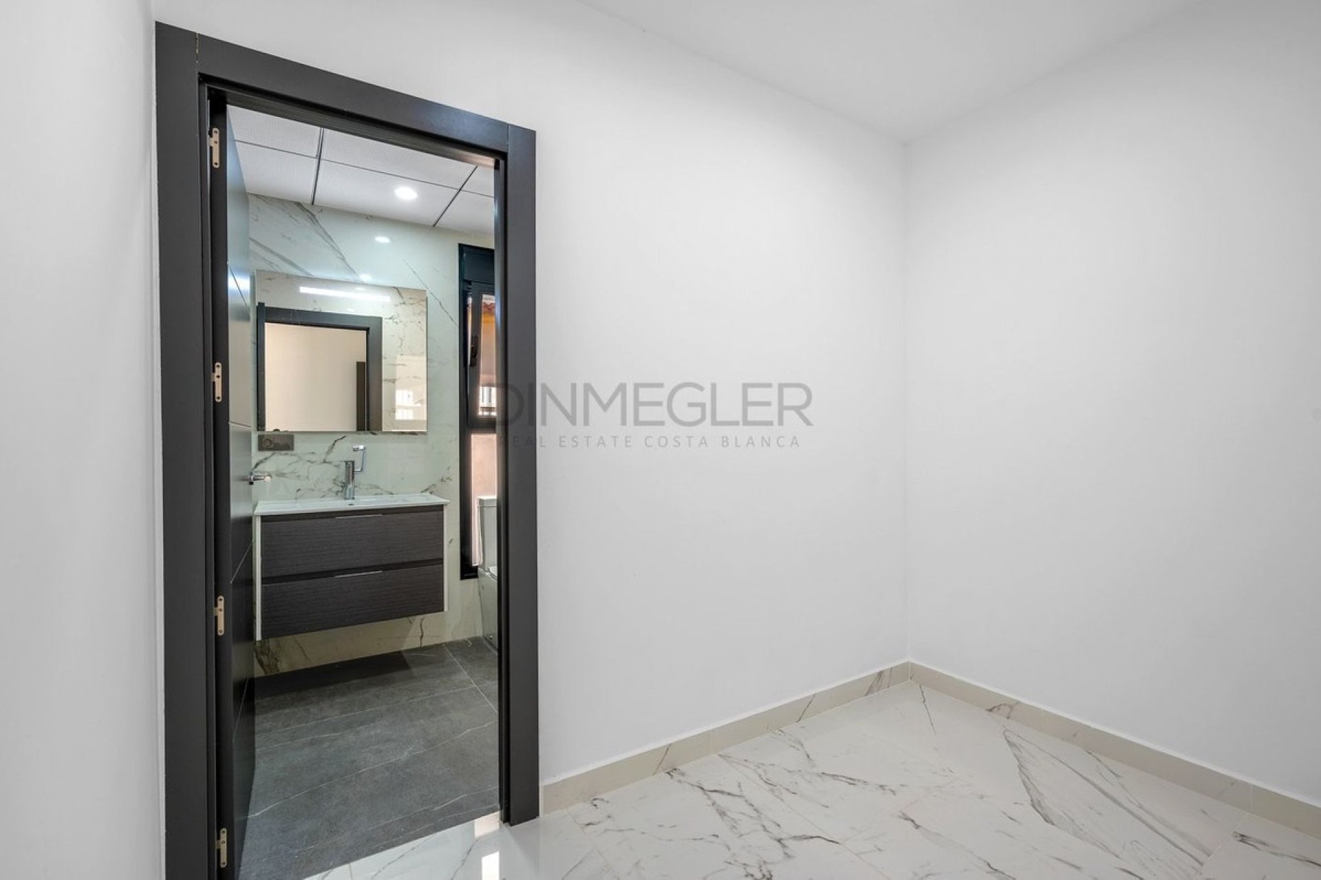 Resale - Villa - Orihuela - Campoamor