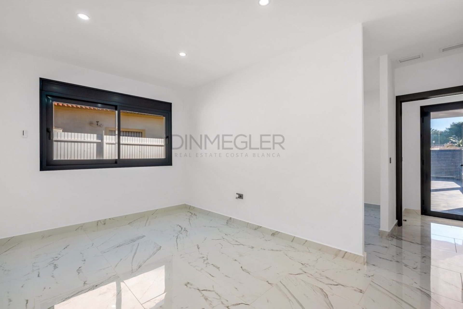 Resale - Villa - Orihuela - Campoamor