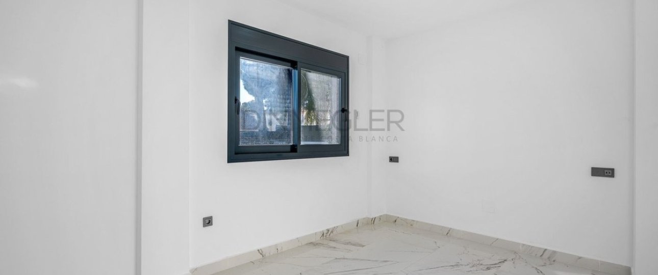Resale - Villa - Orihuela - Campoamor