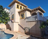 Resale - Villa - Orihuela - La Zenia