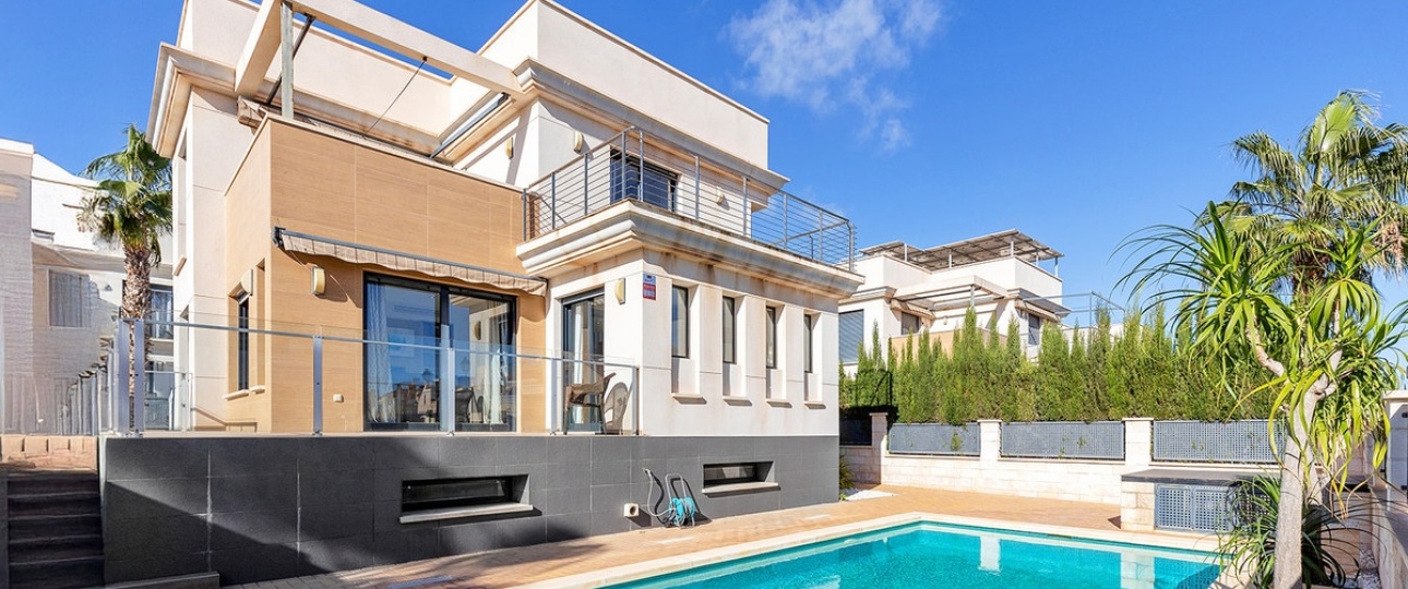 Resale - Villa - Orihuela - La Zenia