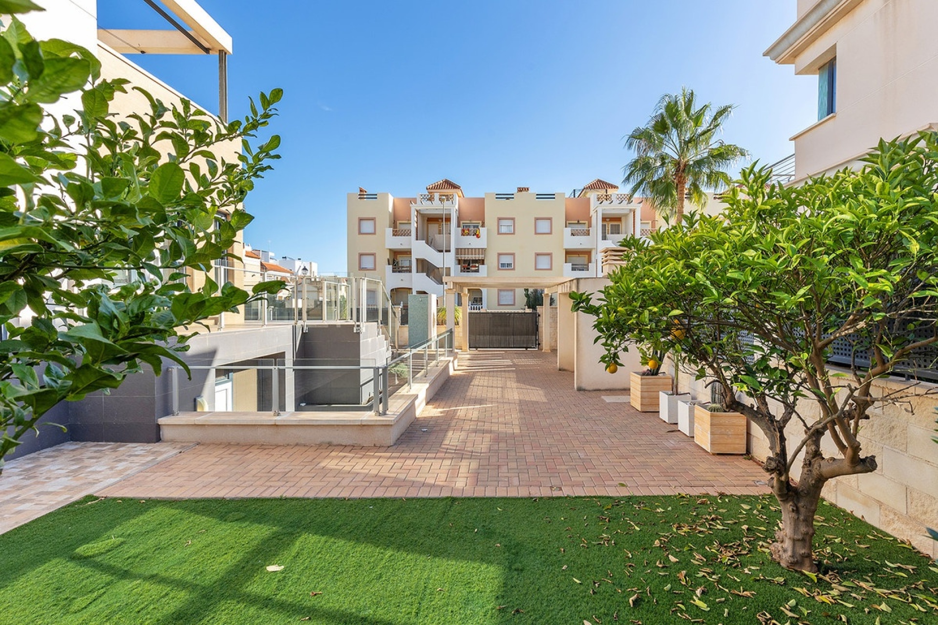 Resale - Villa - Orihuela - La Zenia