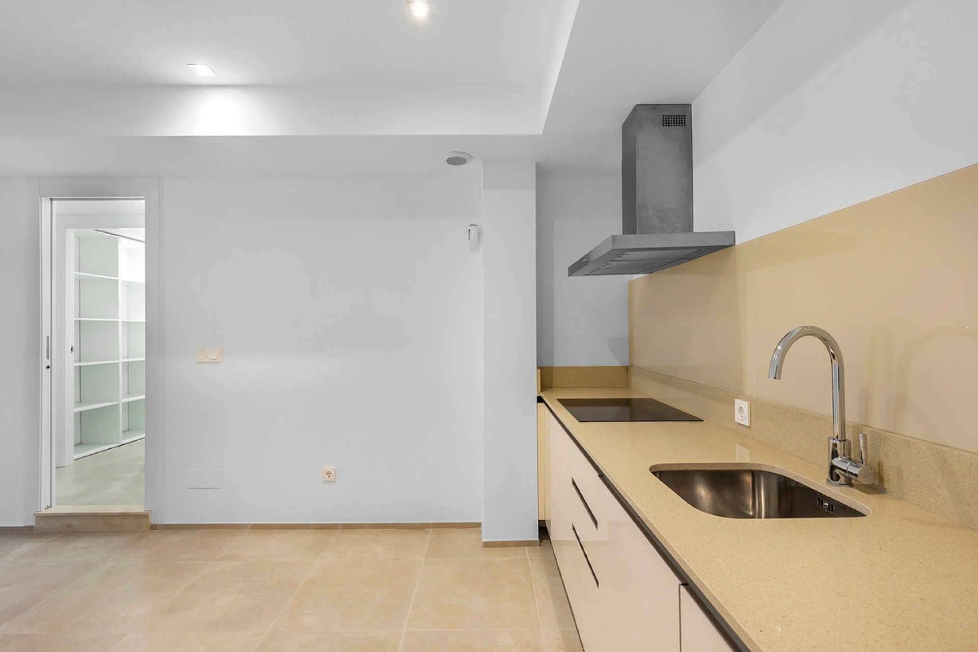 Resale - Villa - Orihuela - La Zenia