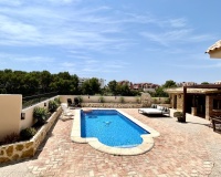 Resale - Villa - Orihuela - La Zenia