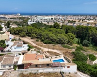 Resale - Villa - Orihuela - La Zenia