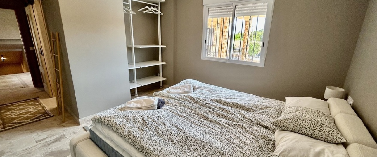 Resale - Villa - Orihuela - La Zenia