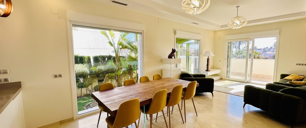 Resale - Villa - Orihuela - La Zenia