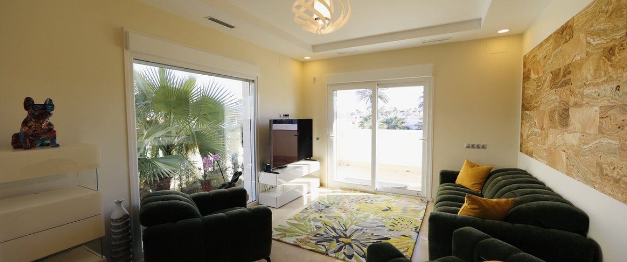 Resale - Villa - Orihuela - La Zenia