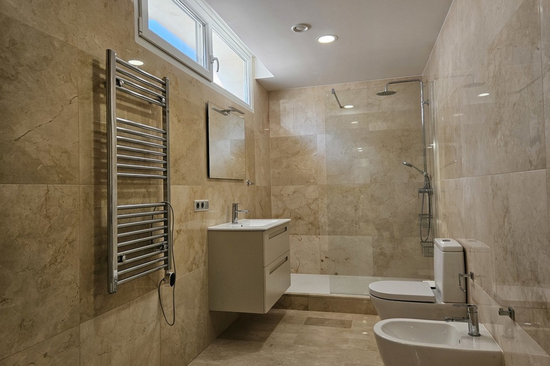 Resale - Villa - Orihuela - La Zenia