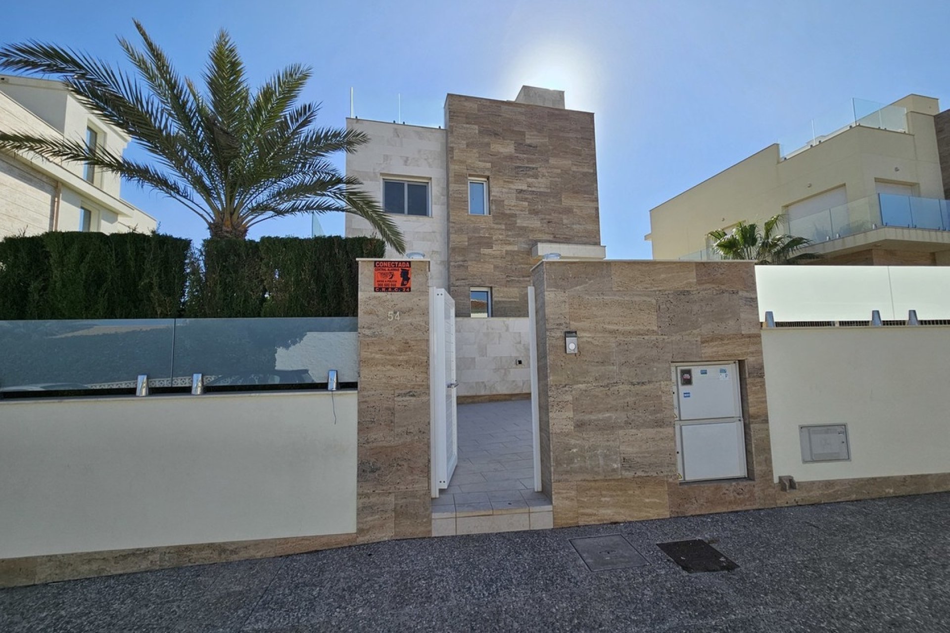 Resale - Villa - Orihuela - La Zenia