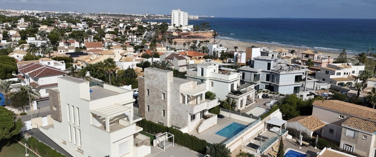 Resale - Villa - Orihuela - La Zenia