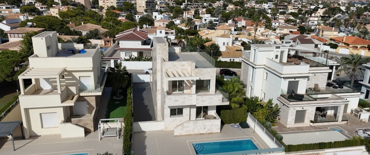 Resale - Villa - Orihuela - La Zenia