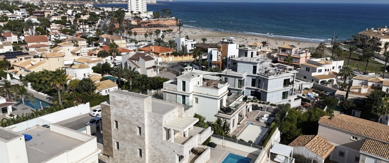 Resale - Villa - Orihuela - La Zenia