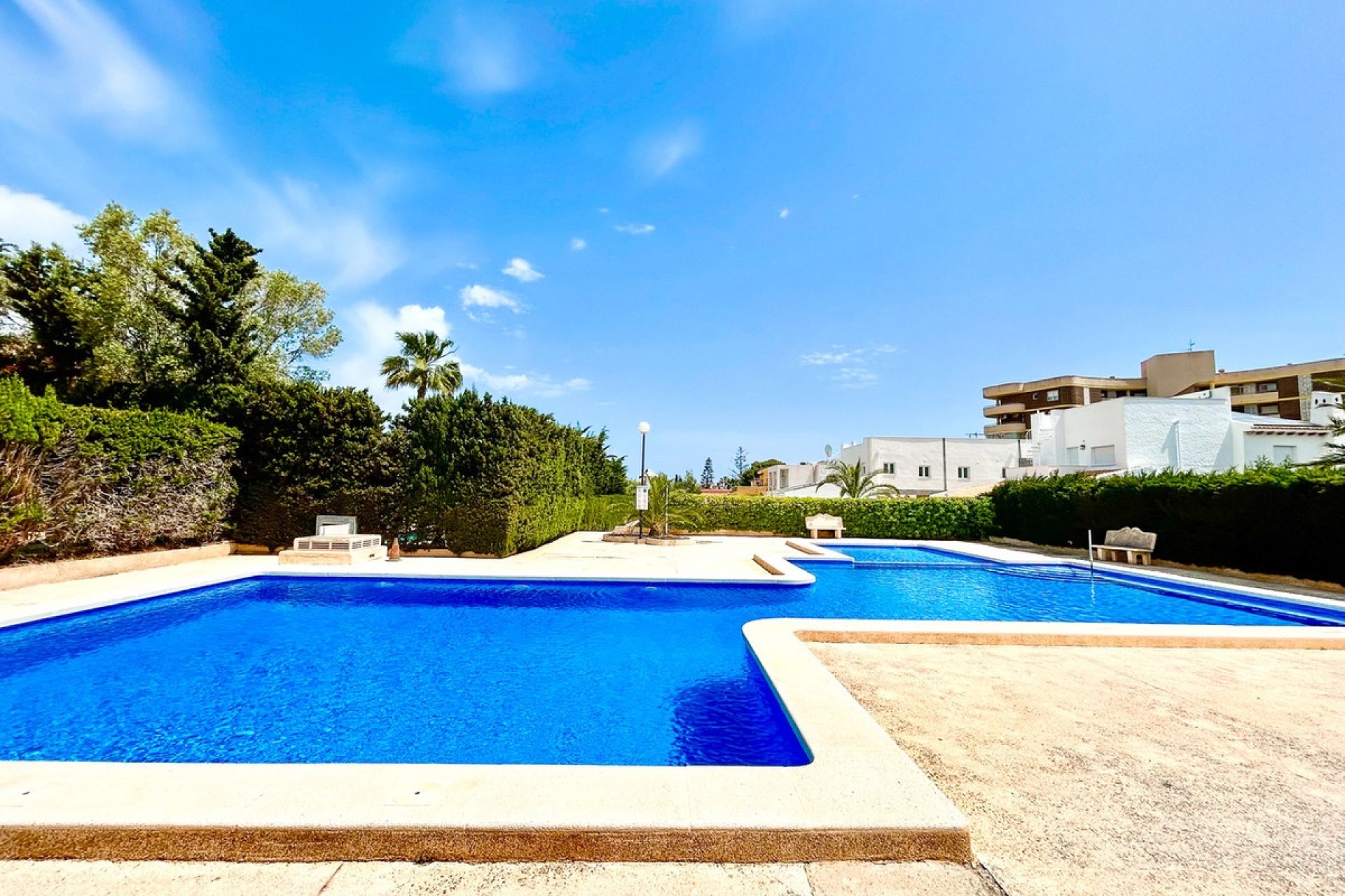 Resale - Villa - Orihuela - La Zenia