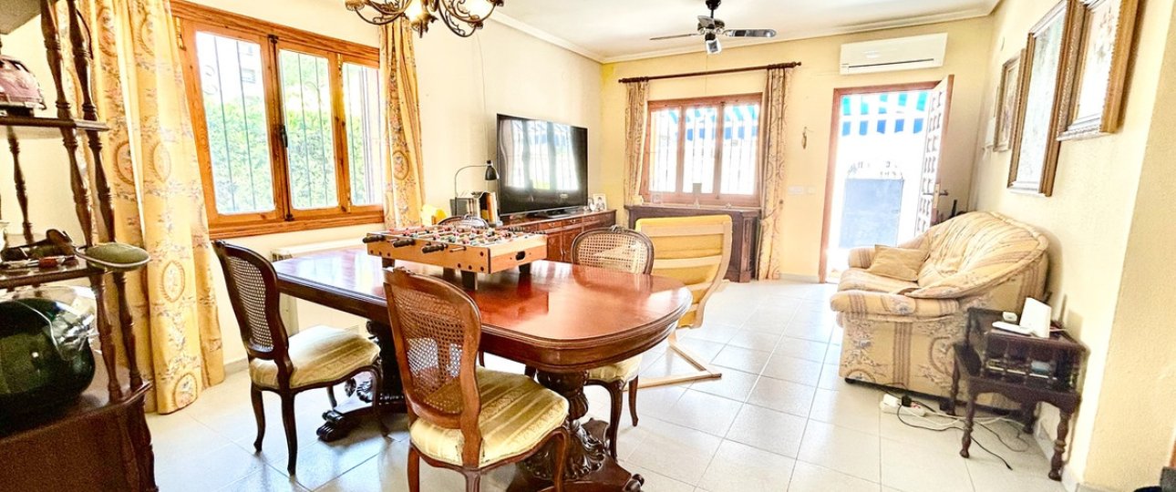 Resale - Villa - Orihuela - La Zenia