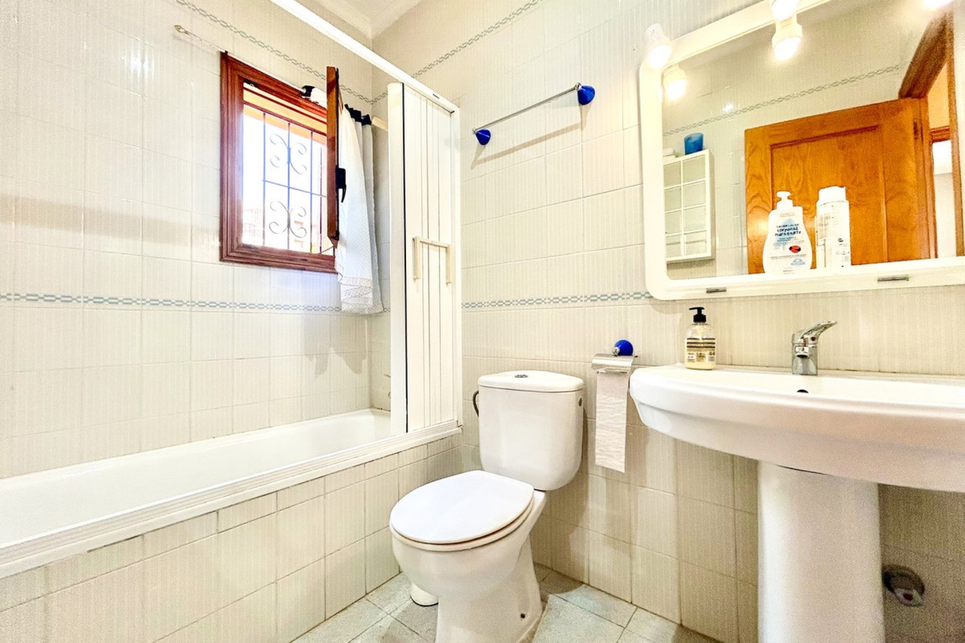Resale - Villa - Orihuela - La Zenia