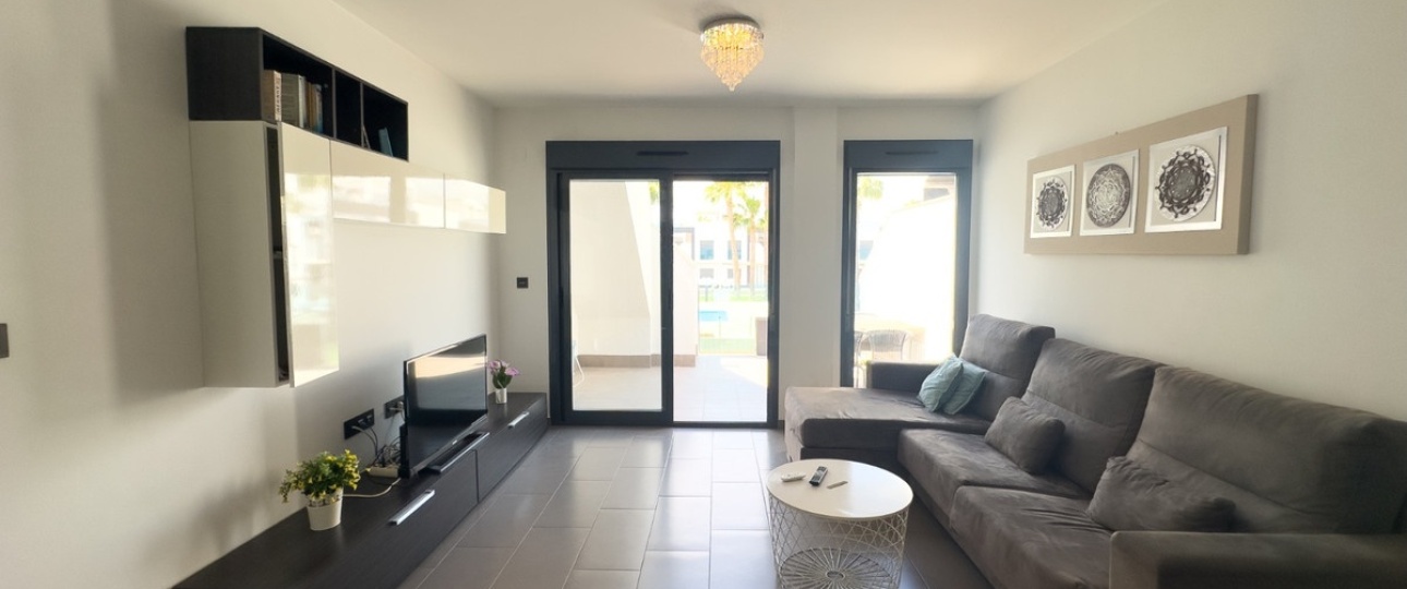 Resale - Villa - Orihuela - La Zenia
