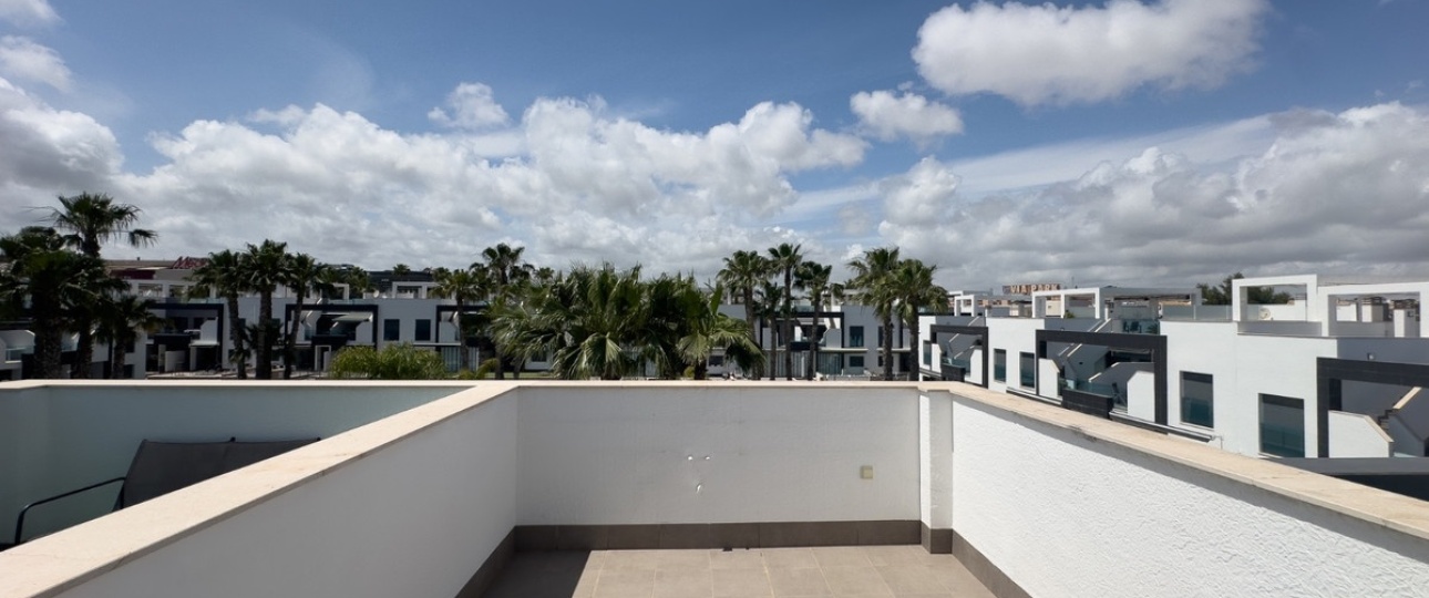 Resale - Villa - Orihuela - La Zenia