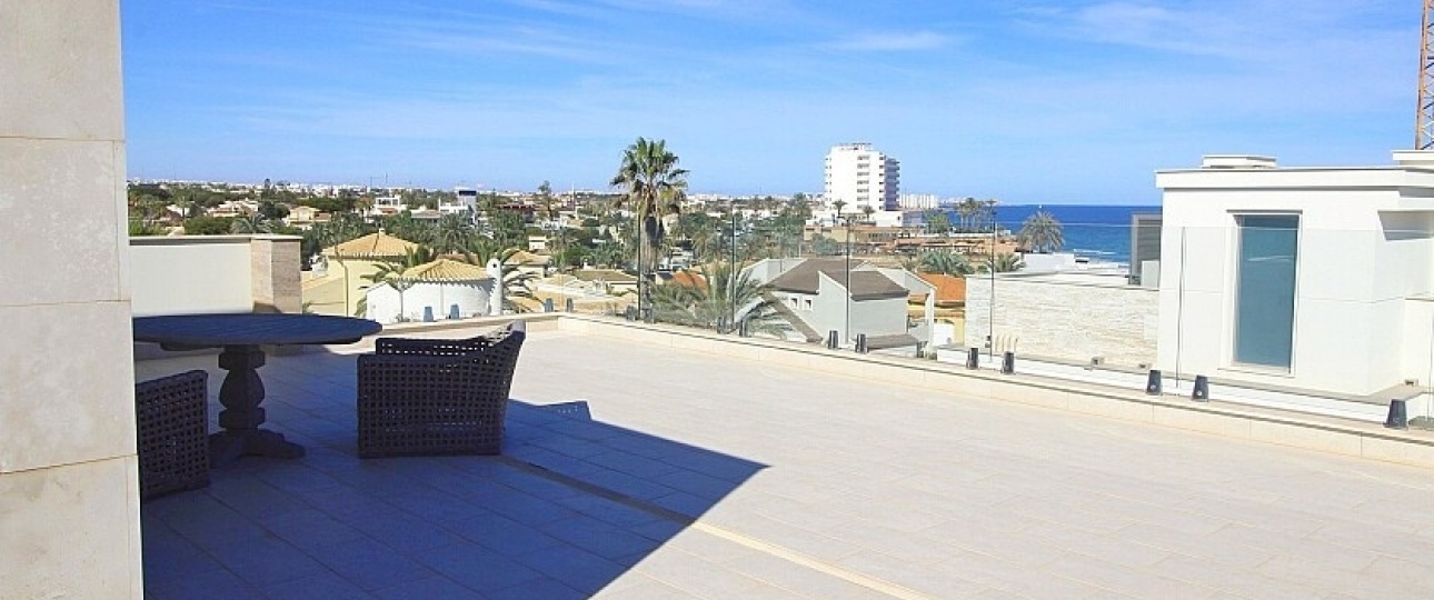 Resale - Villa - Orihuela - La Zenia