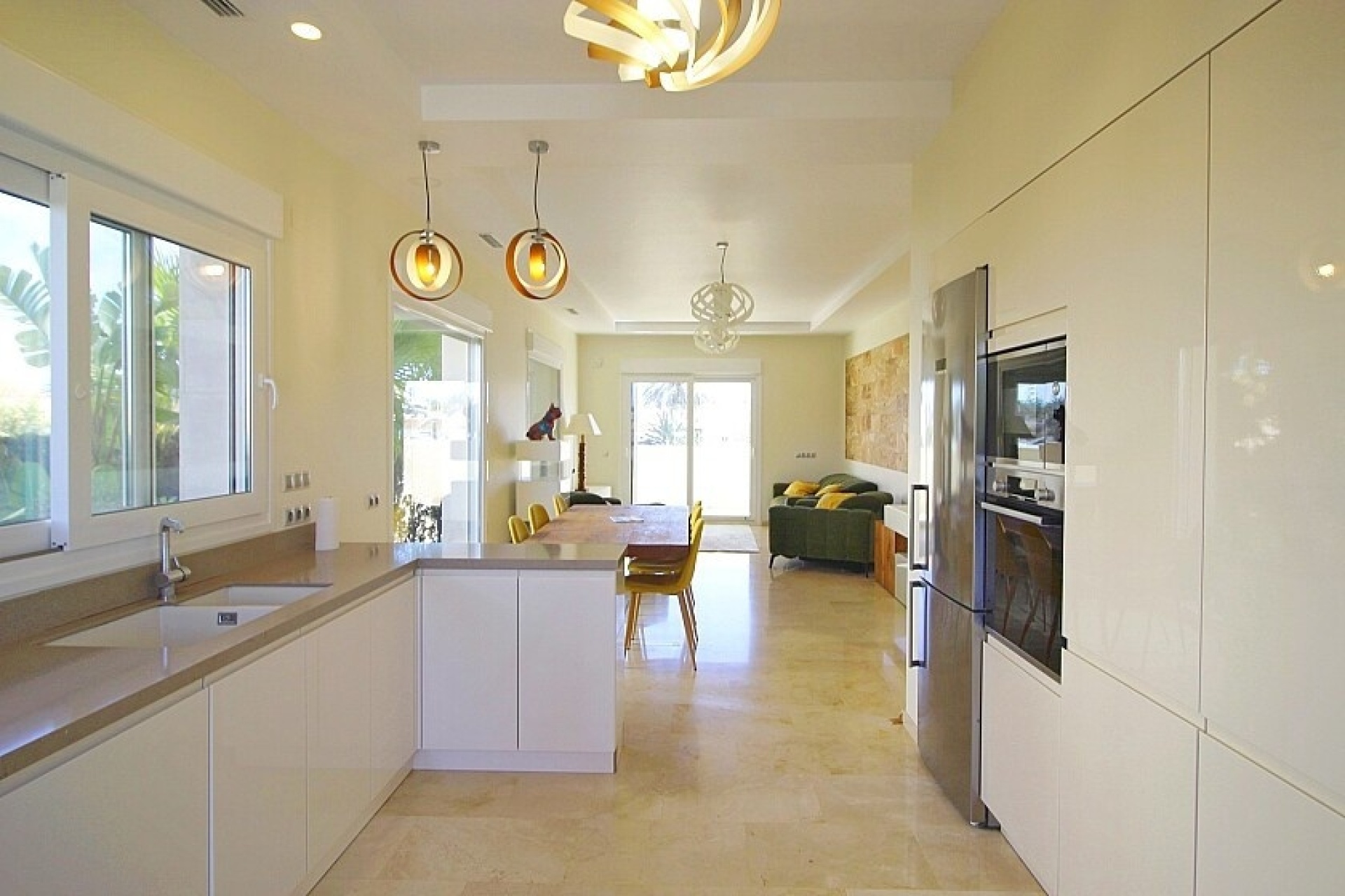 Resale - Villa - Orihuela - La Zenia