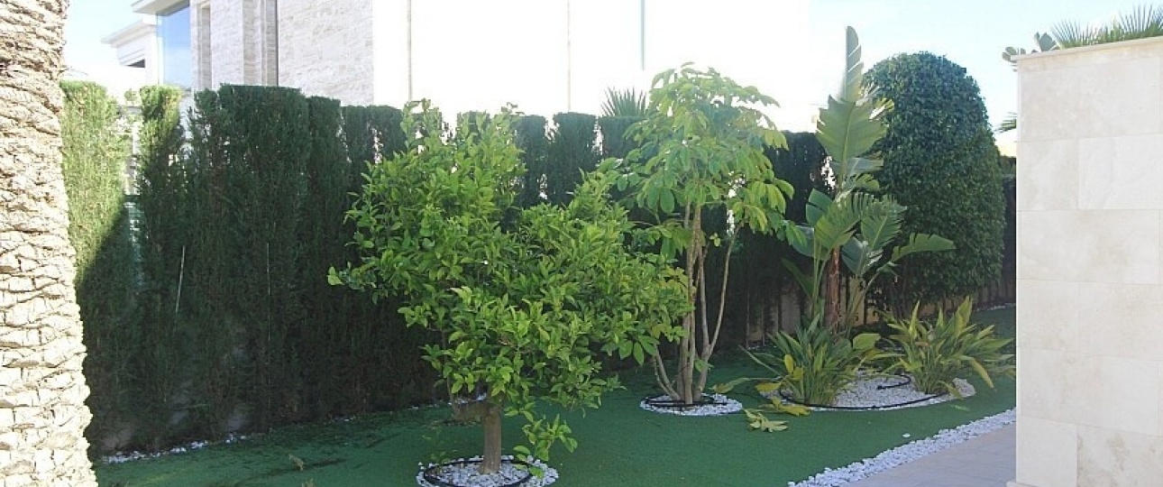 Resale - Villa - Orihuela - La Zenia