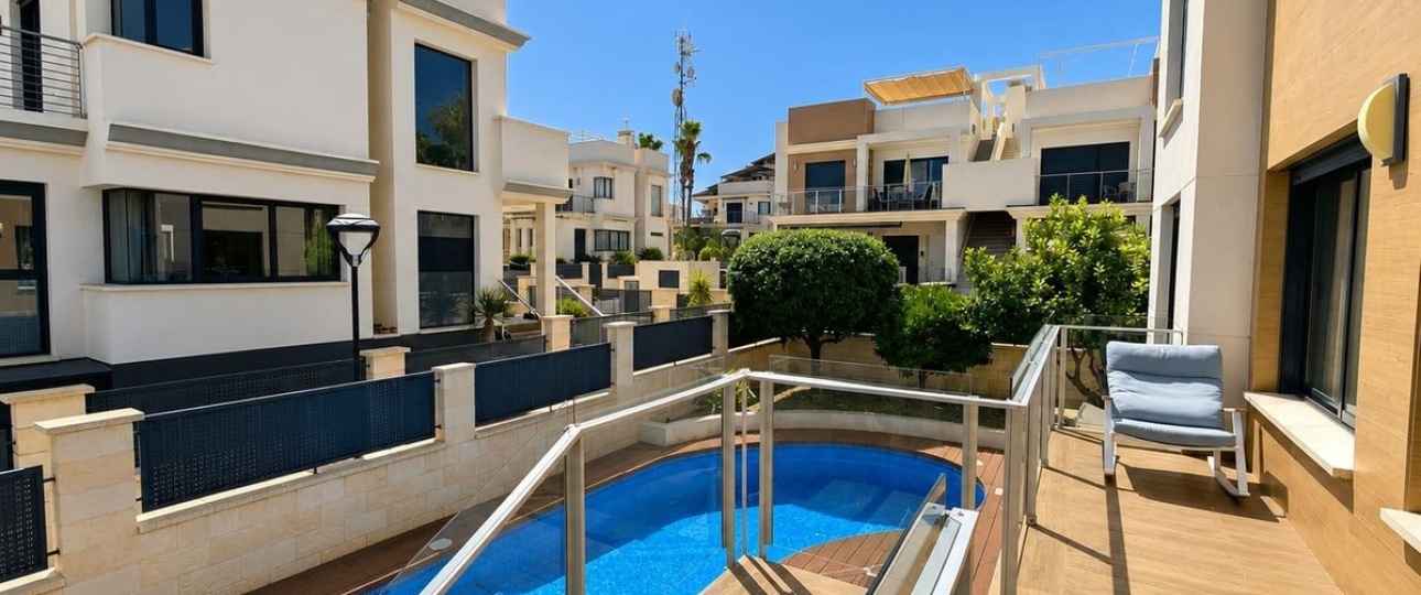 Resale - Villa - Orihuela - La Zenia