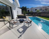 Resale - Villa - Orihuela - Las Colinas Golf